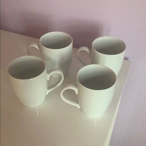 Classic White Ceramic Mug Set